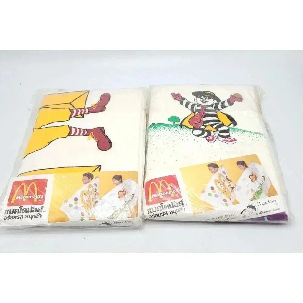 McDonald's Thailand McFamily Bath Towel Set New Old Stock 24"x48" Lot of 2 HTF